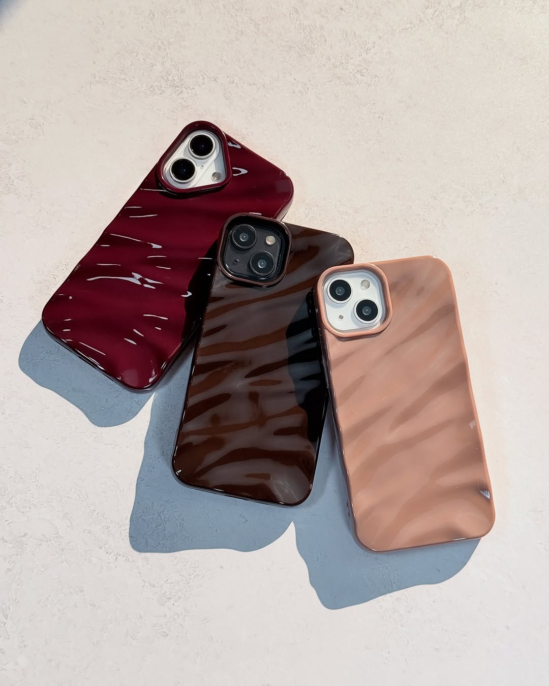 Aura Wave Cases