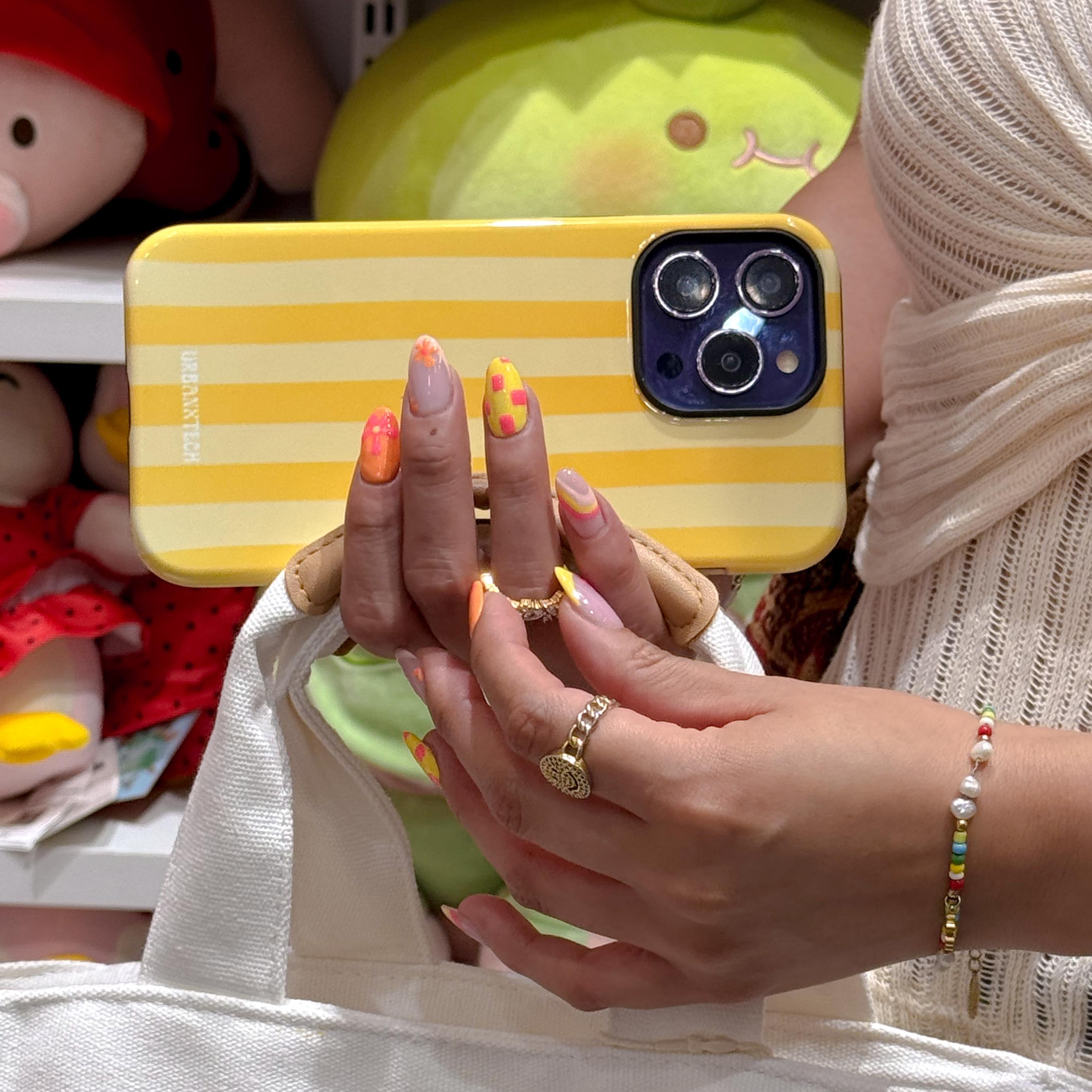 Canary (Tough Case)