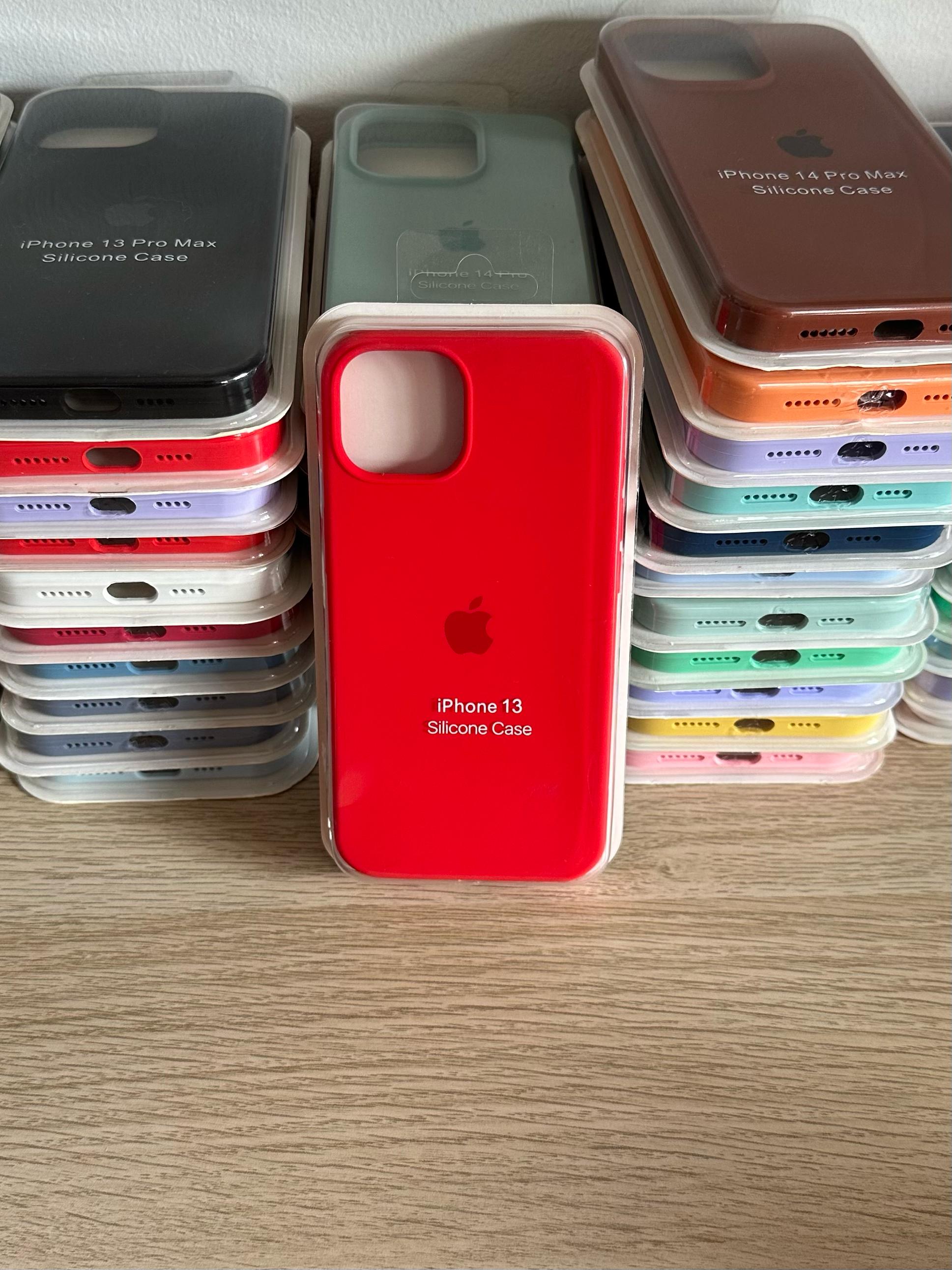 iPhone Silicone Case (Red)