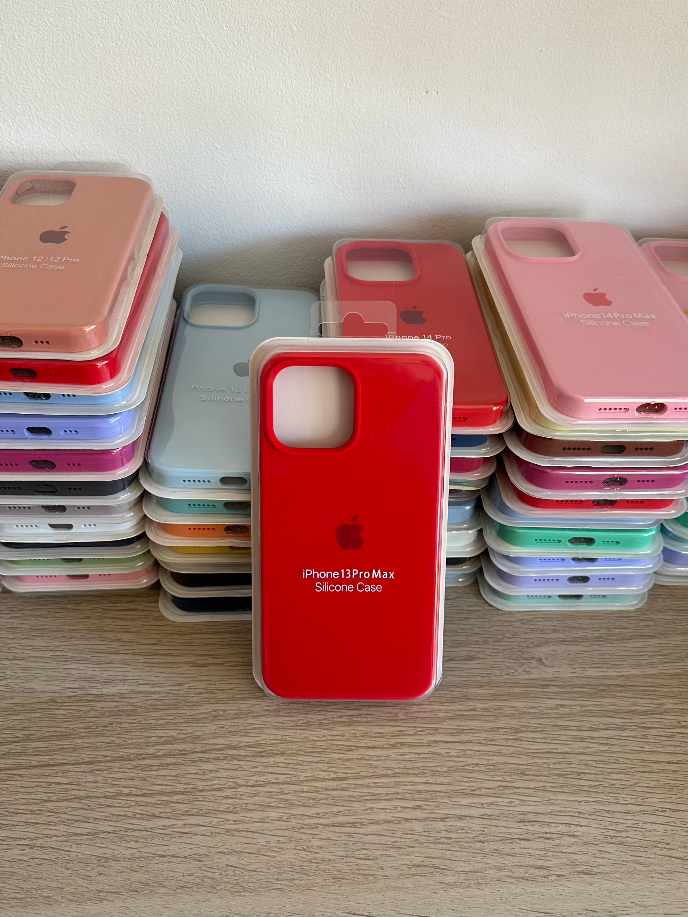 iPhone Silicone Case (Red)