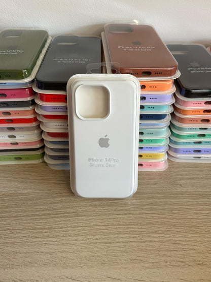 iPhone Silicone Case (White)