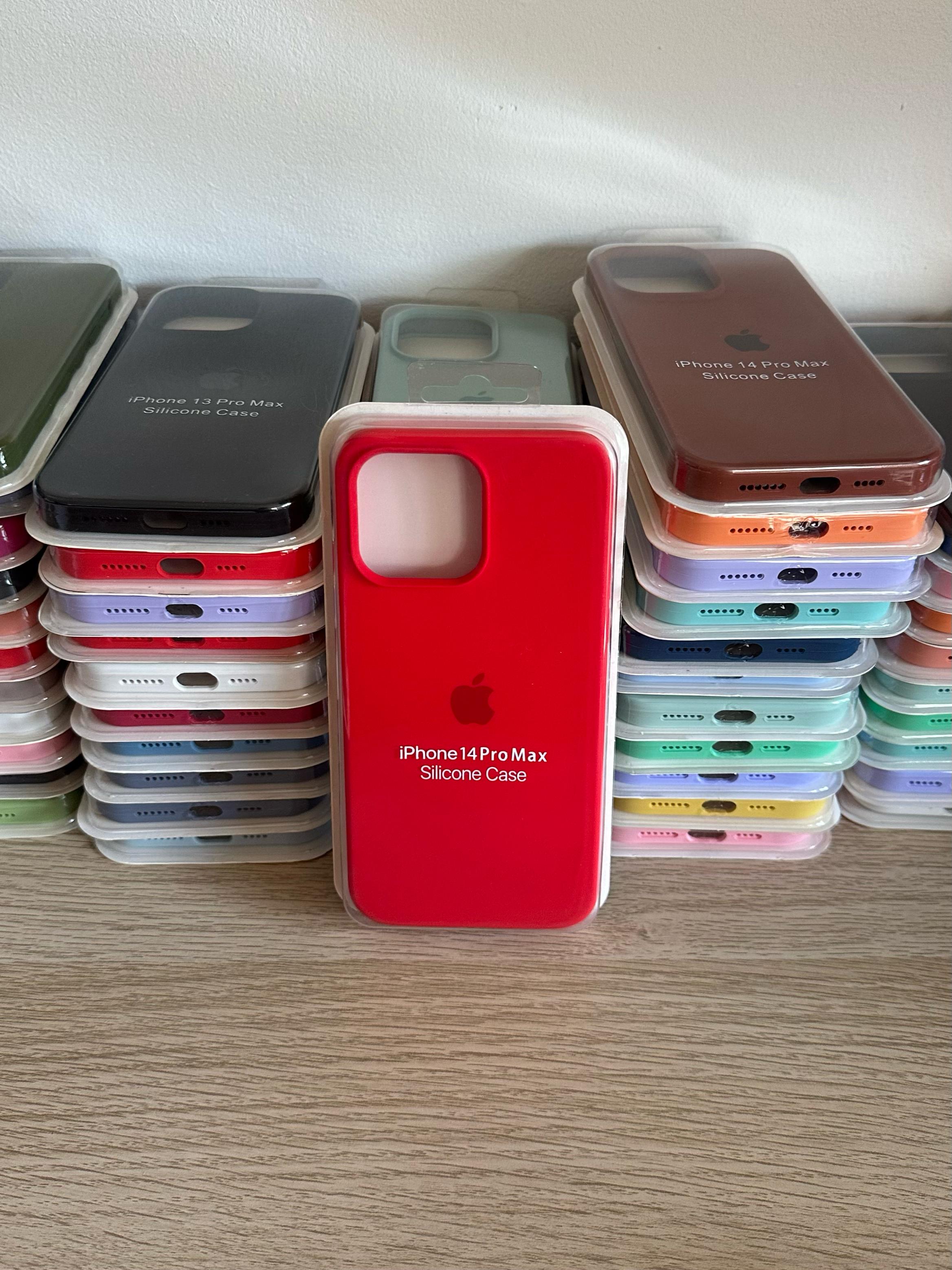 iPhone Silicone Case (Red)