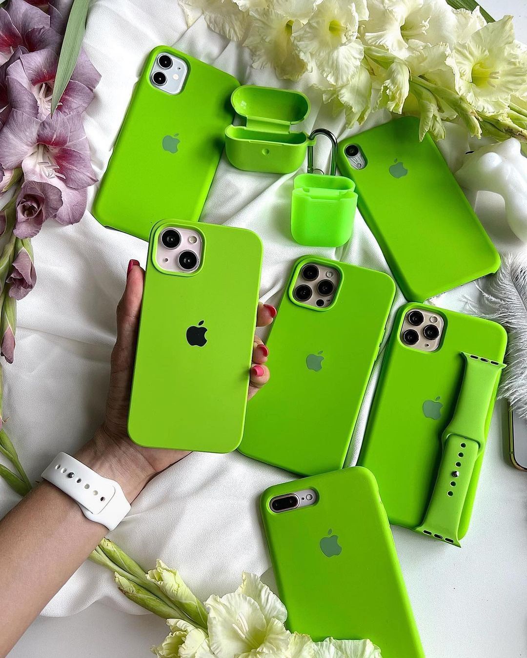 iPhone Silicone Case (Fluorescent Green)